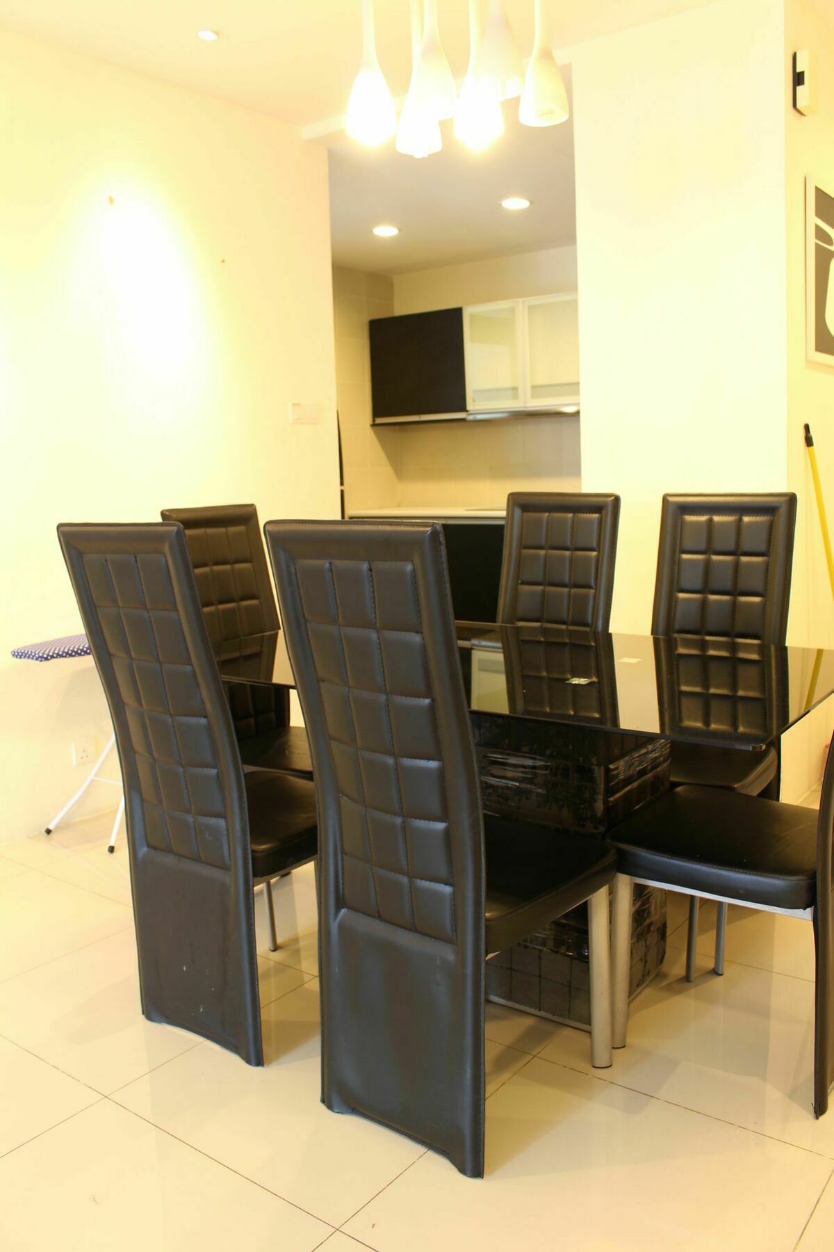 Peaceful Service Suite At Taragon Putri Bintang クアラルンプール エクステリア 写真